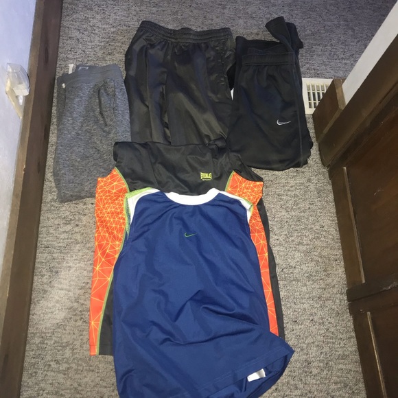 Lots of boys clothes - Picture 5 of 5